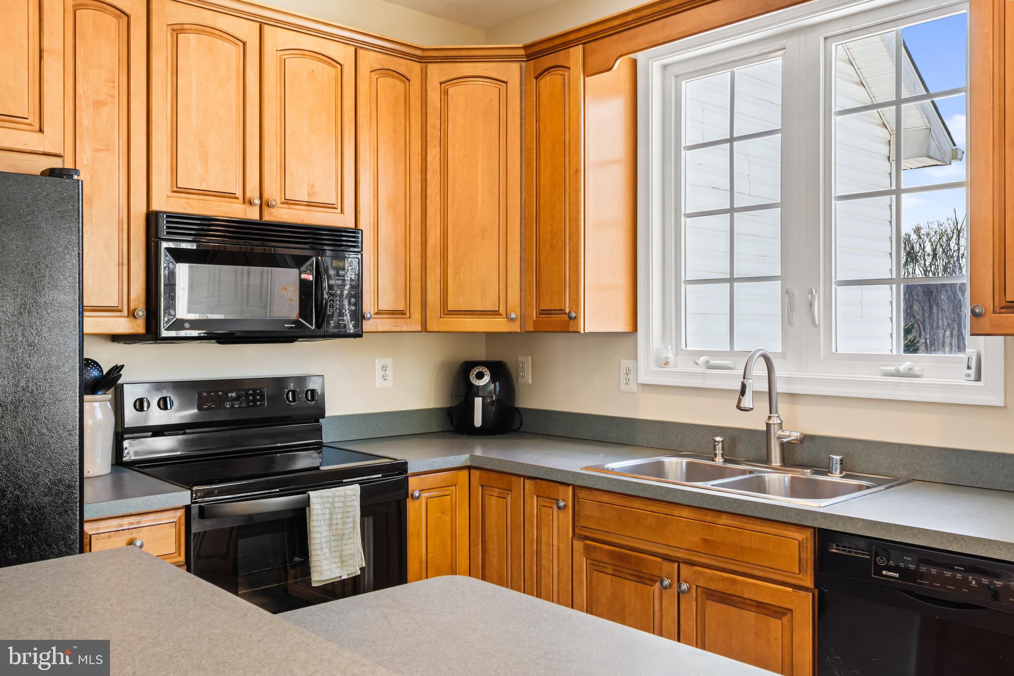 BLUEBIRD HILLS - Residential