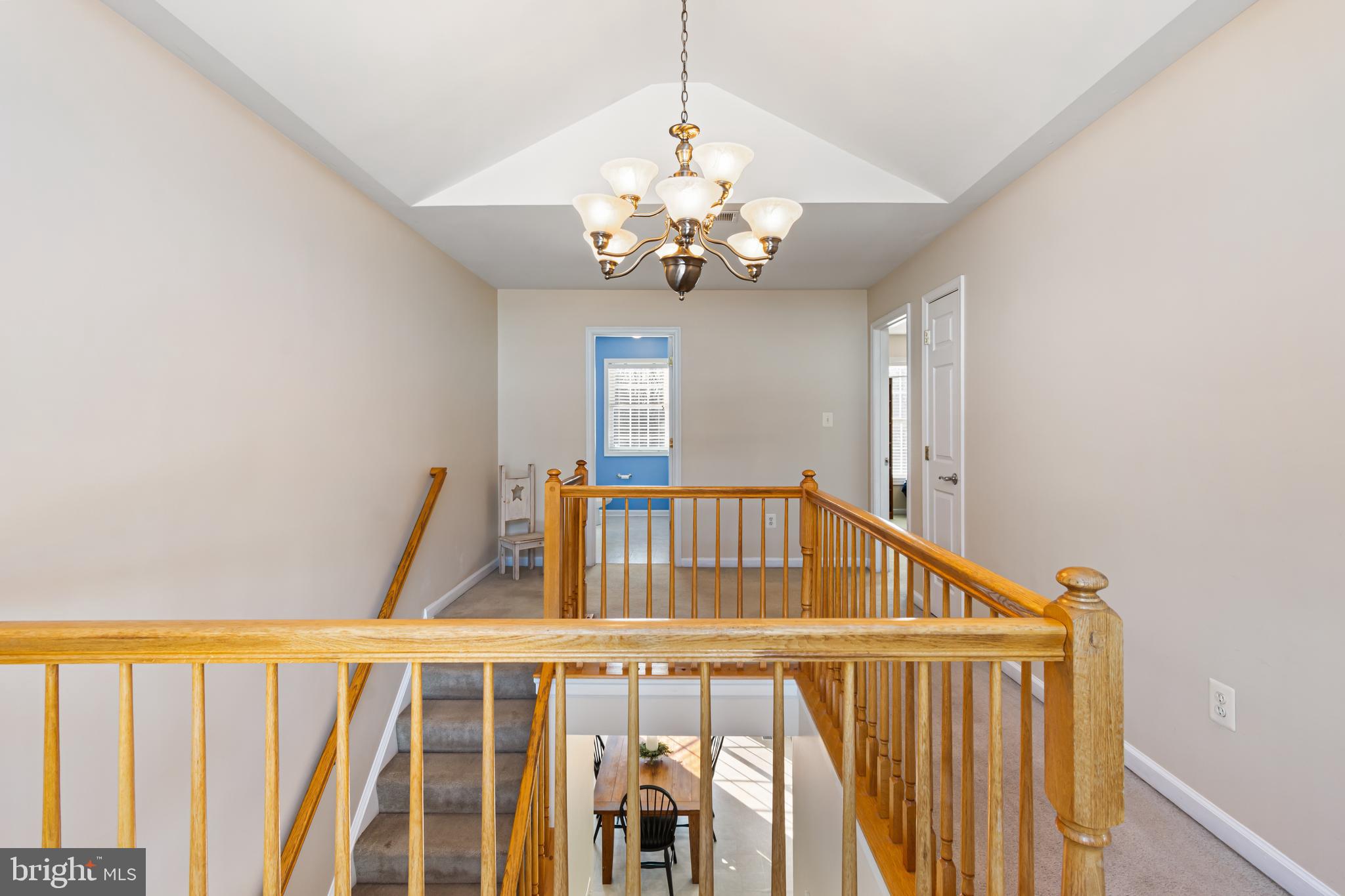 BLUEBIRD HILLS - Residential