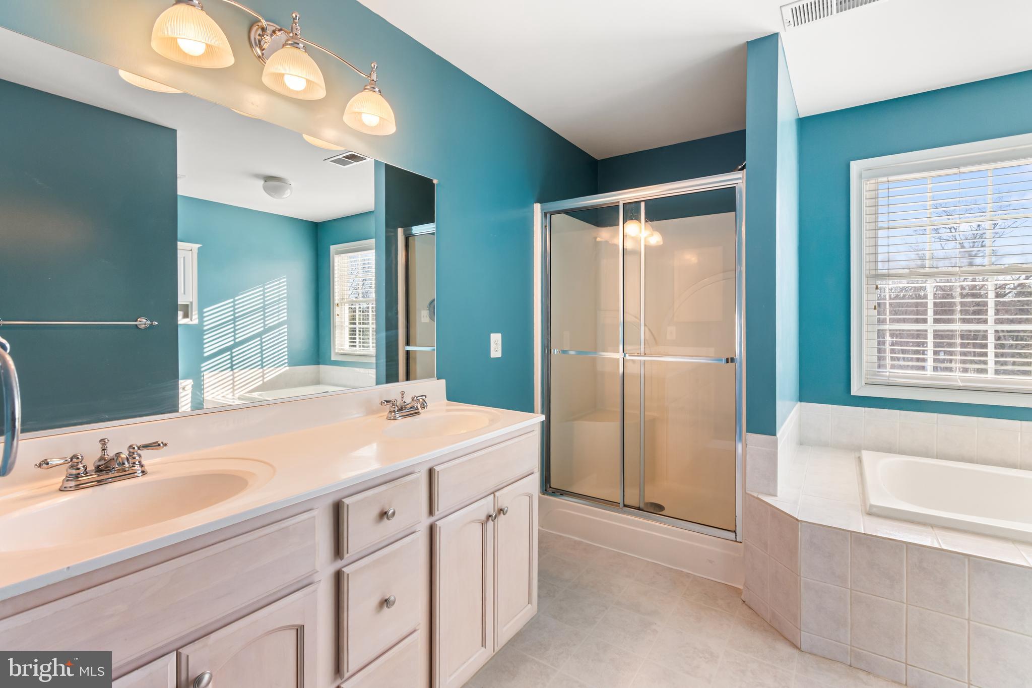 BLUEBIRD HILLS - Residential