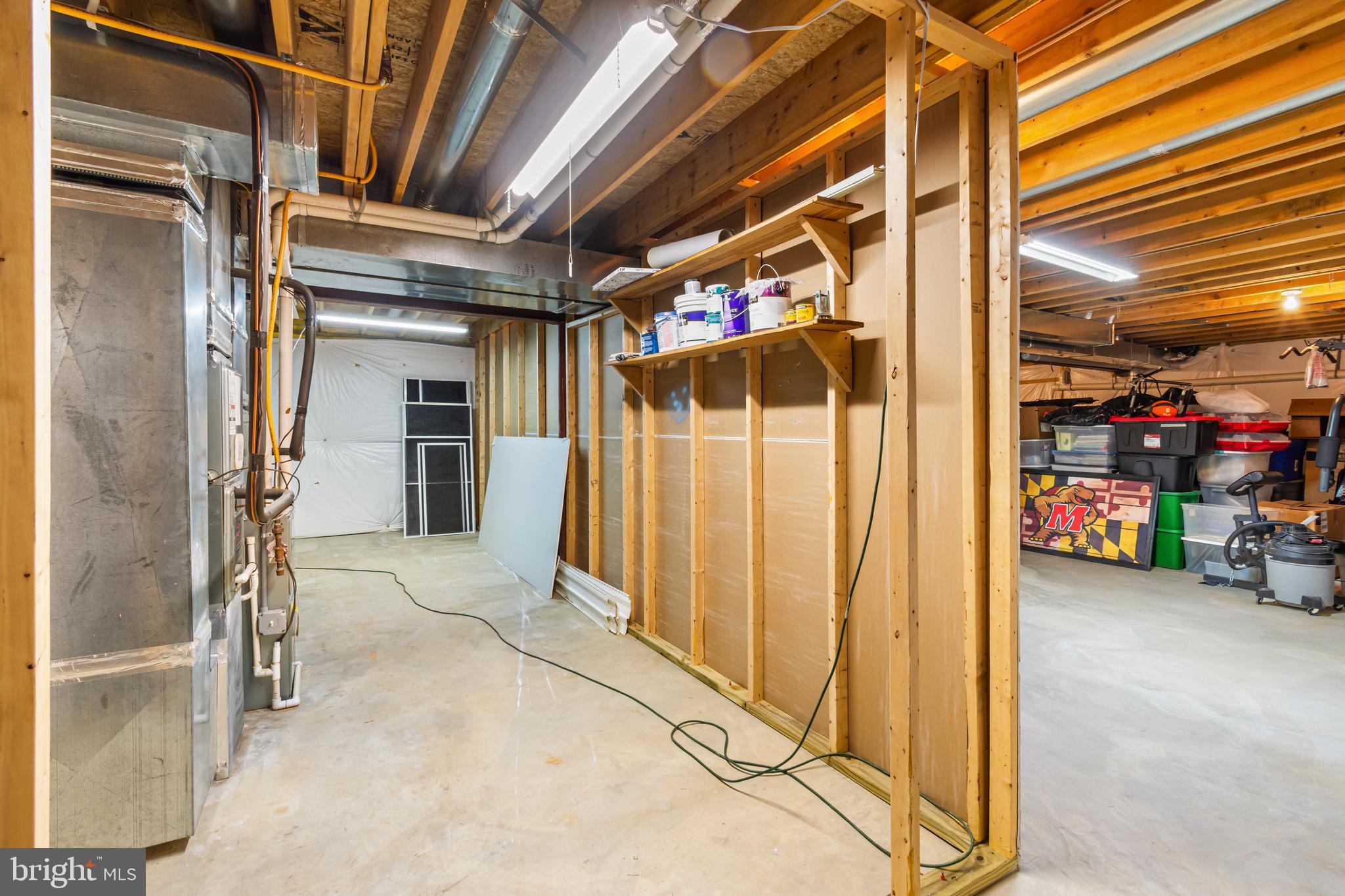 BLUEBIRD HILLS - Residential