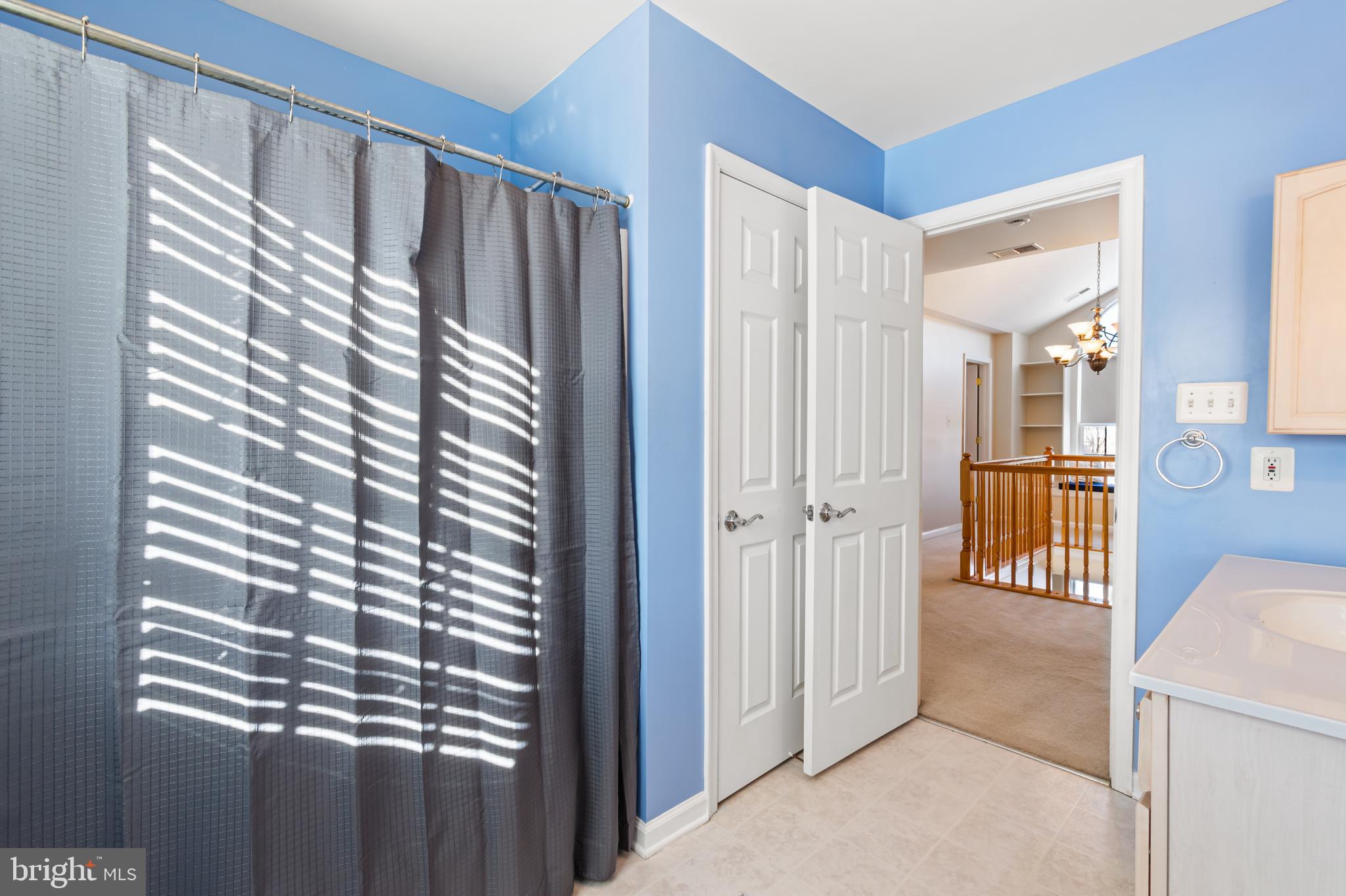 BLUEBIRD HILLS - Residential