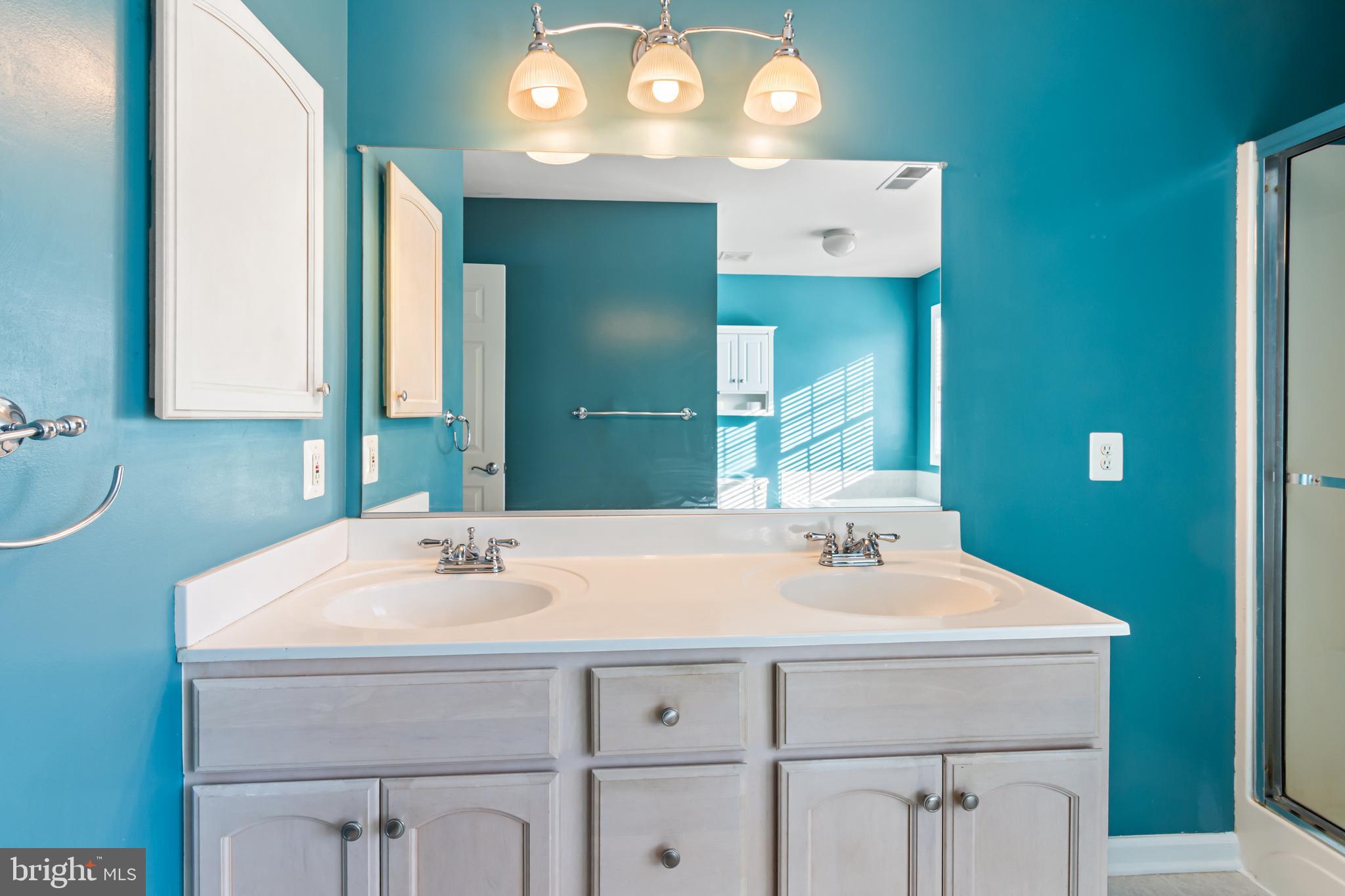 BLUEBIRD HILLS - Residential