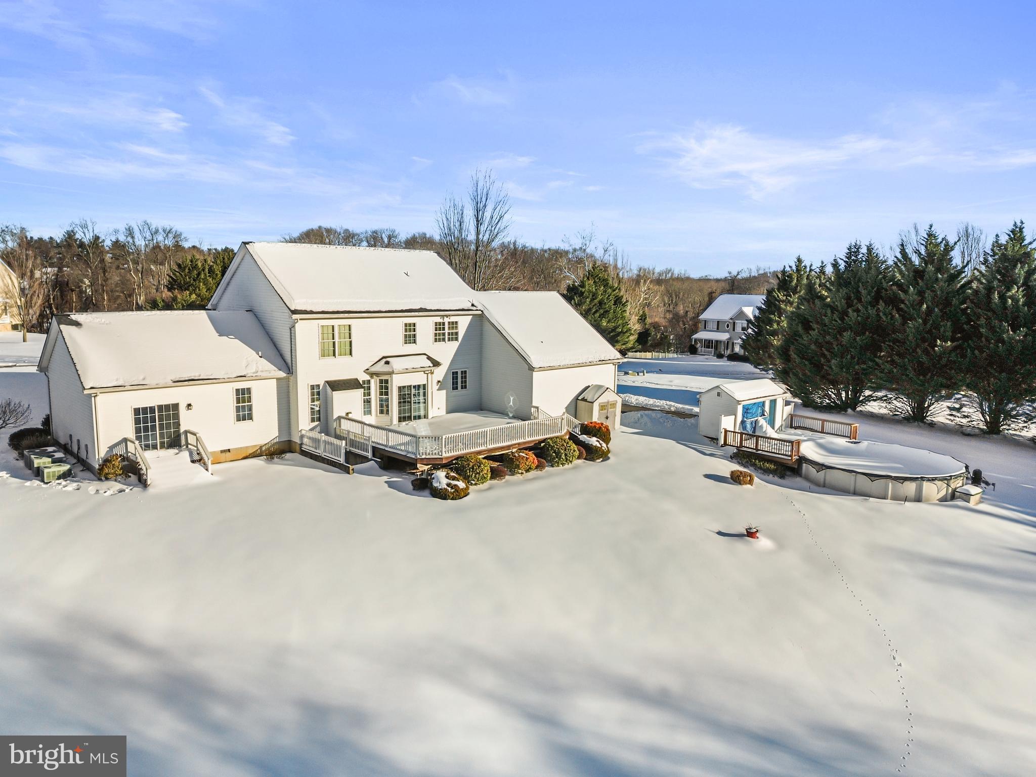 BLUEBIRD HILLS - Residential