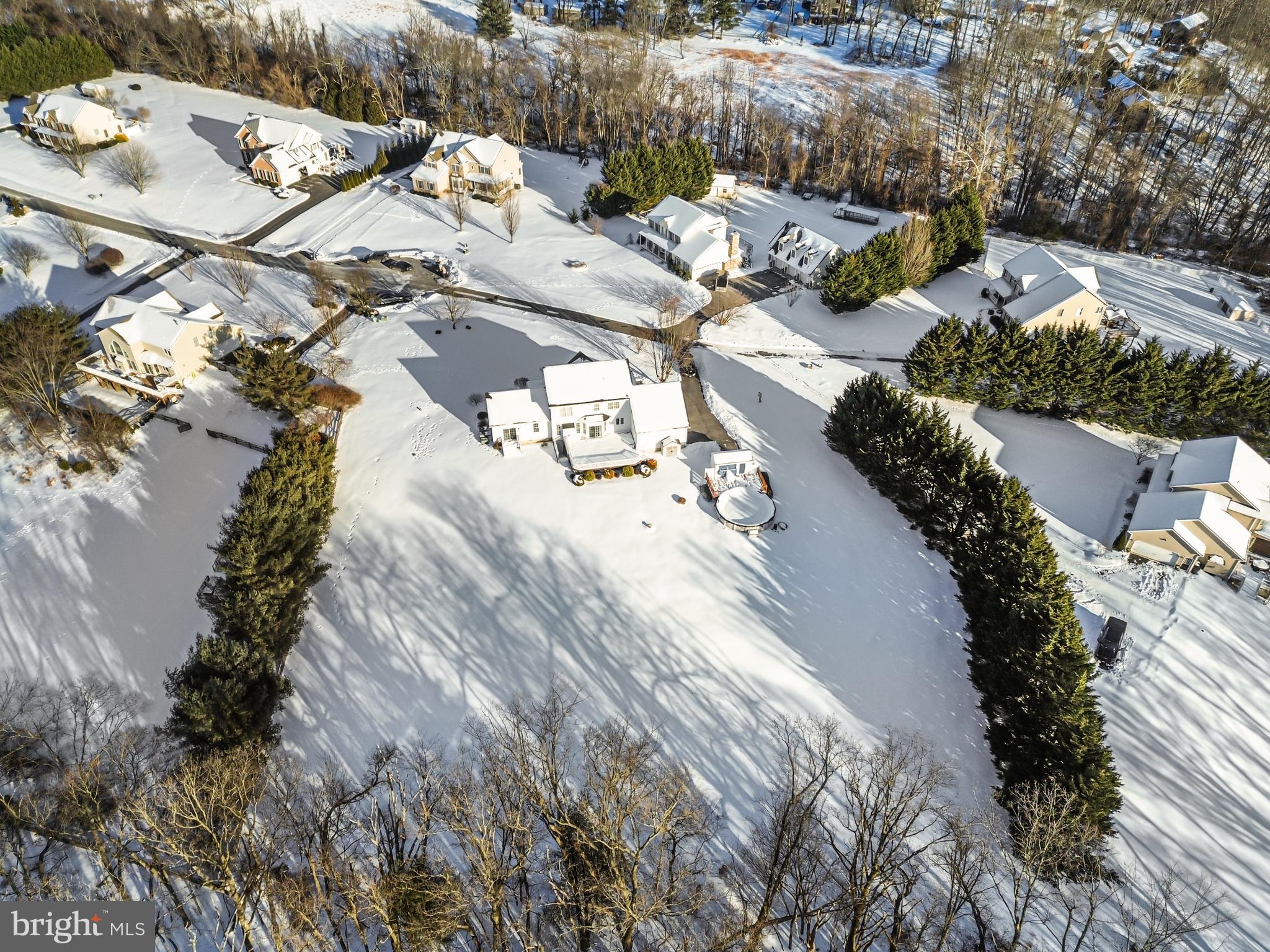 BLUEBIRD HILLS - Residential