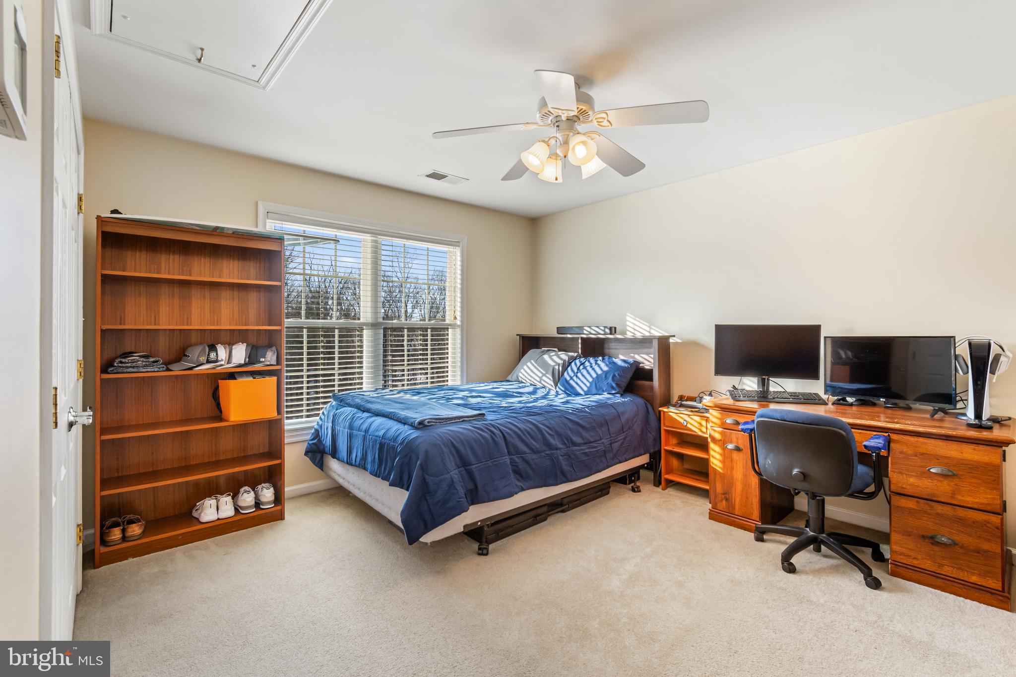 BLUEBIRD HILLS - Residential