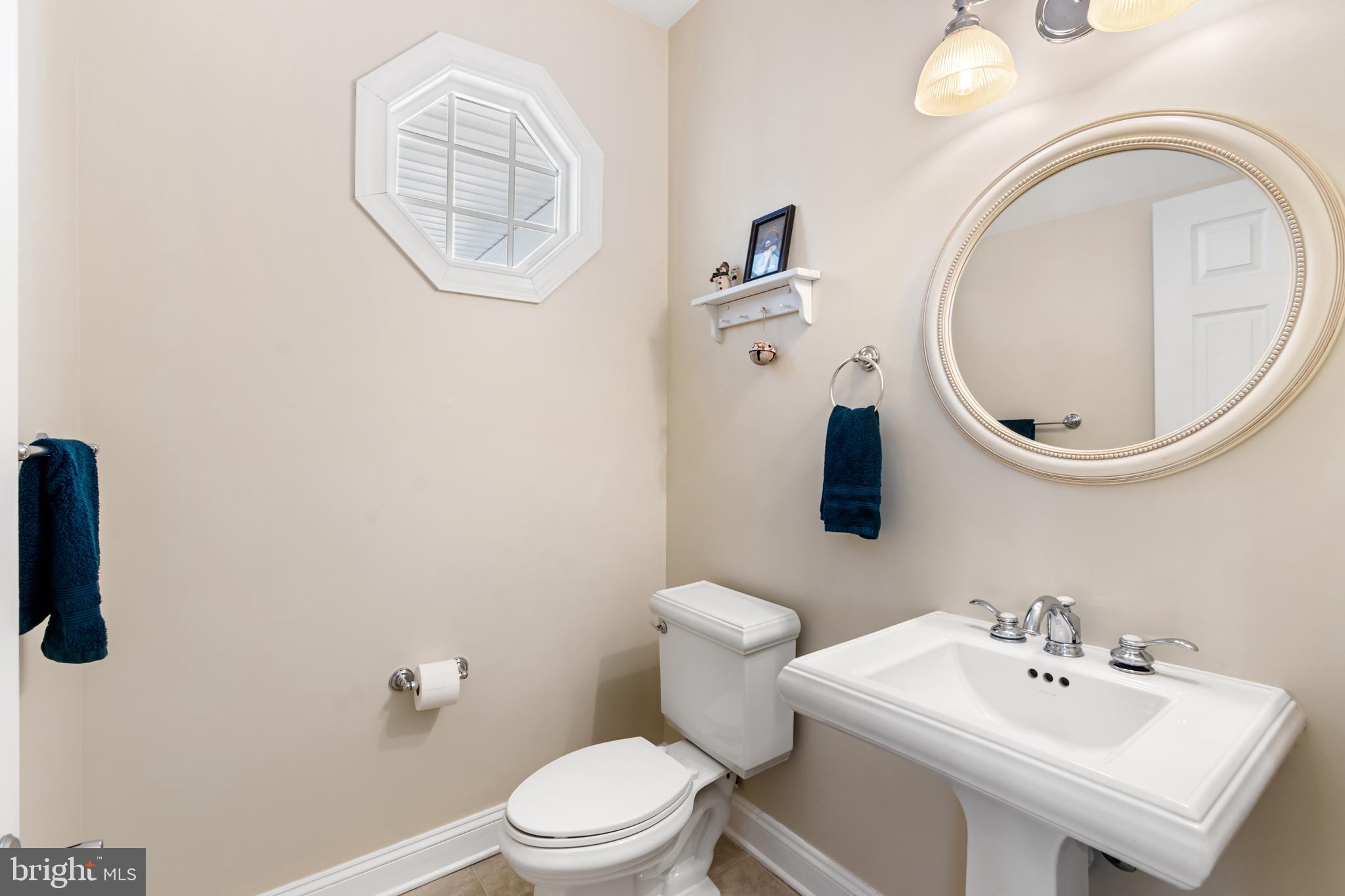 BLUEBIRD HILLS - Residential