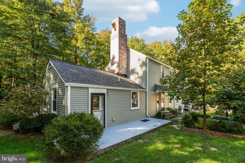 12 RIDGE ROAD E GREENBELT MD 20770