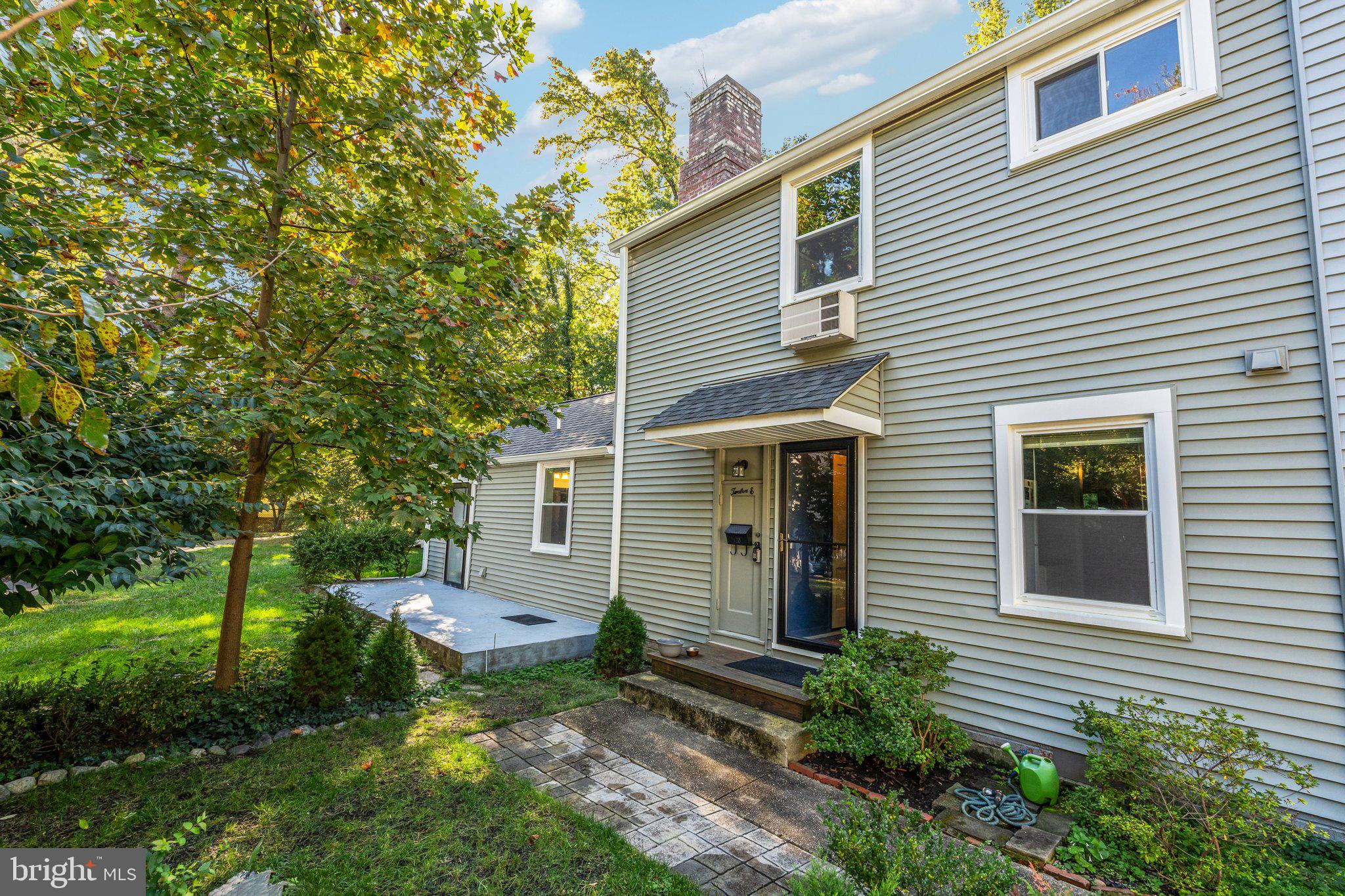 12 RIDGE ROAD E