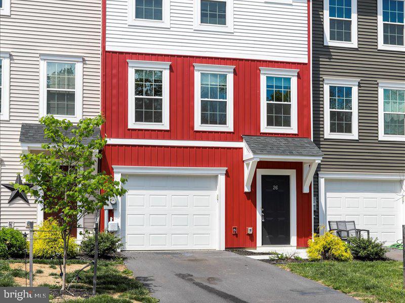 BRIDLE CREEK - Residential