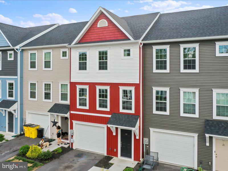 BRIDLE CREEK - Residential