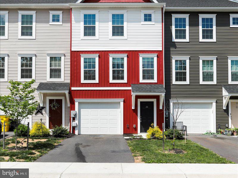 BRIDLE CREEK - Residential