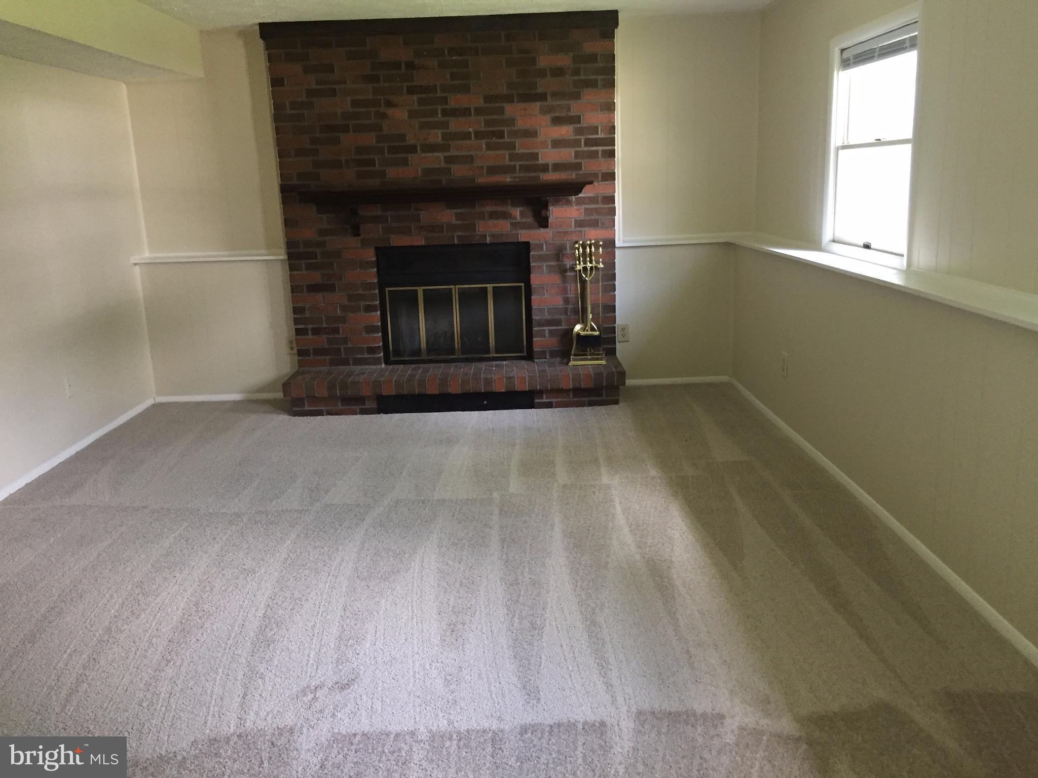 CHESTERFIELD - Residential Lease