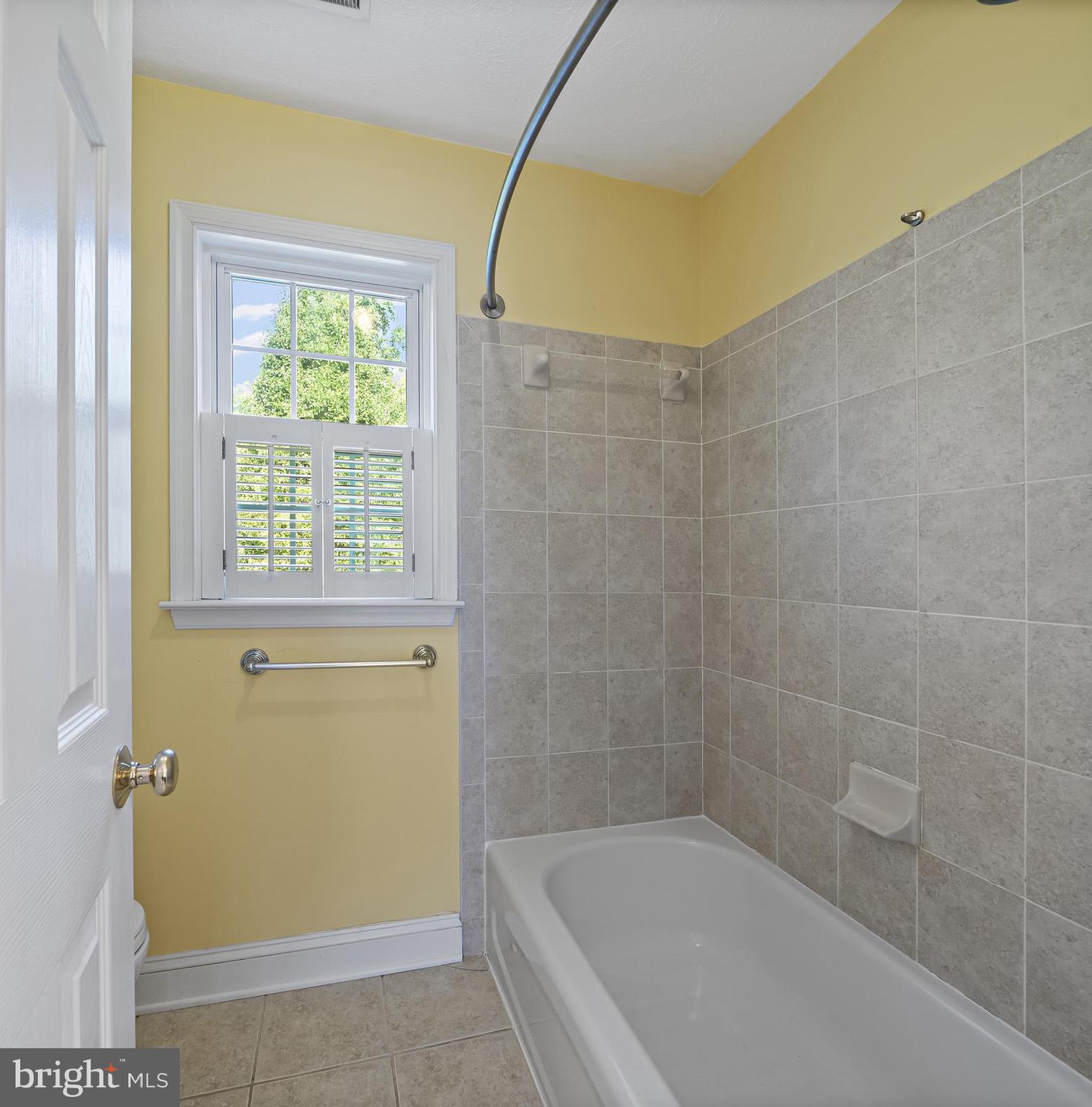 LAKE JAMESON SUB - Residential