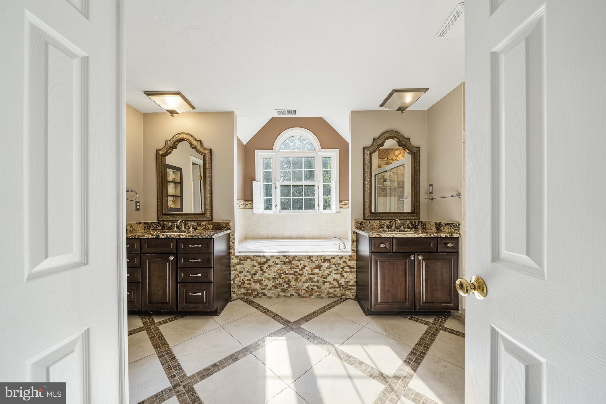 LAKE JAMESON SUB - Residential