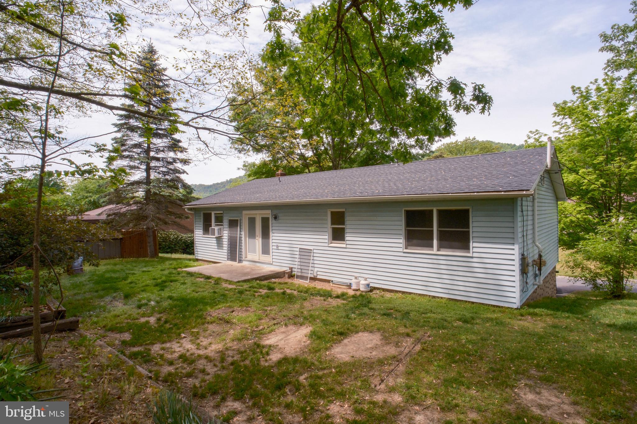 KNOBLEY ESTATES - Residential