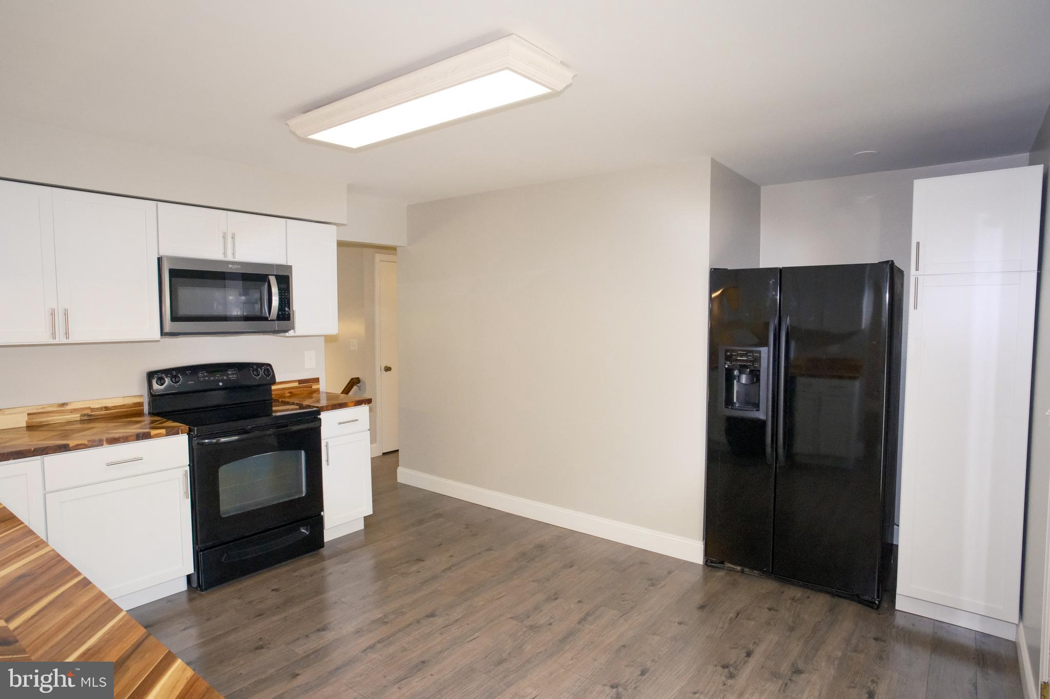 KNOBLEY ESTATES - Residential