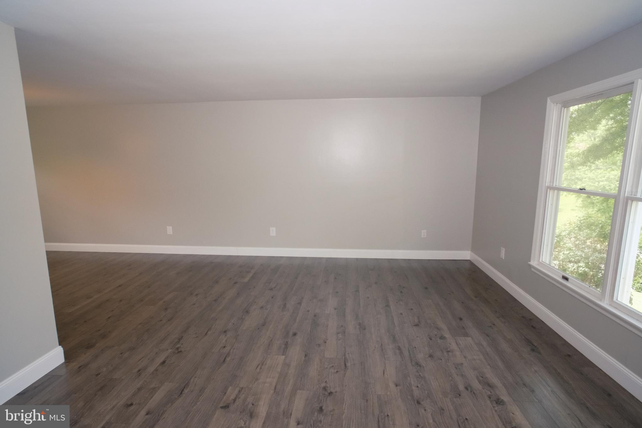 KNOBLEY ESTATES - Residential