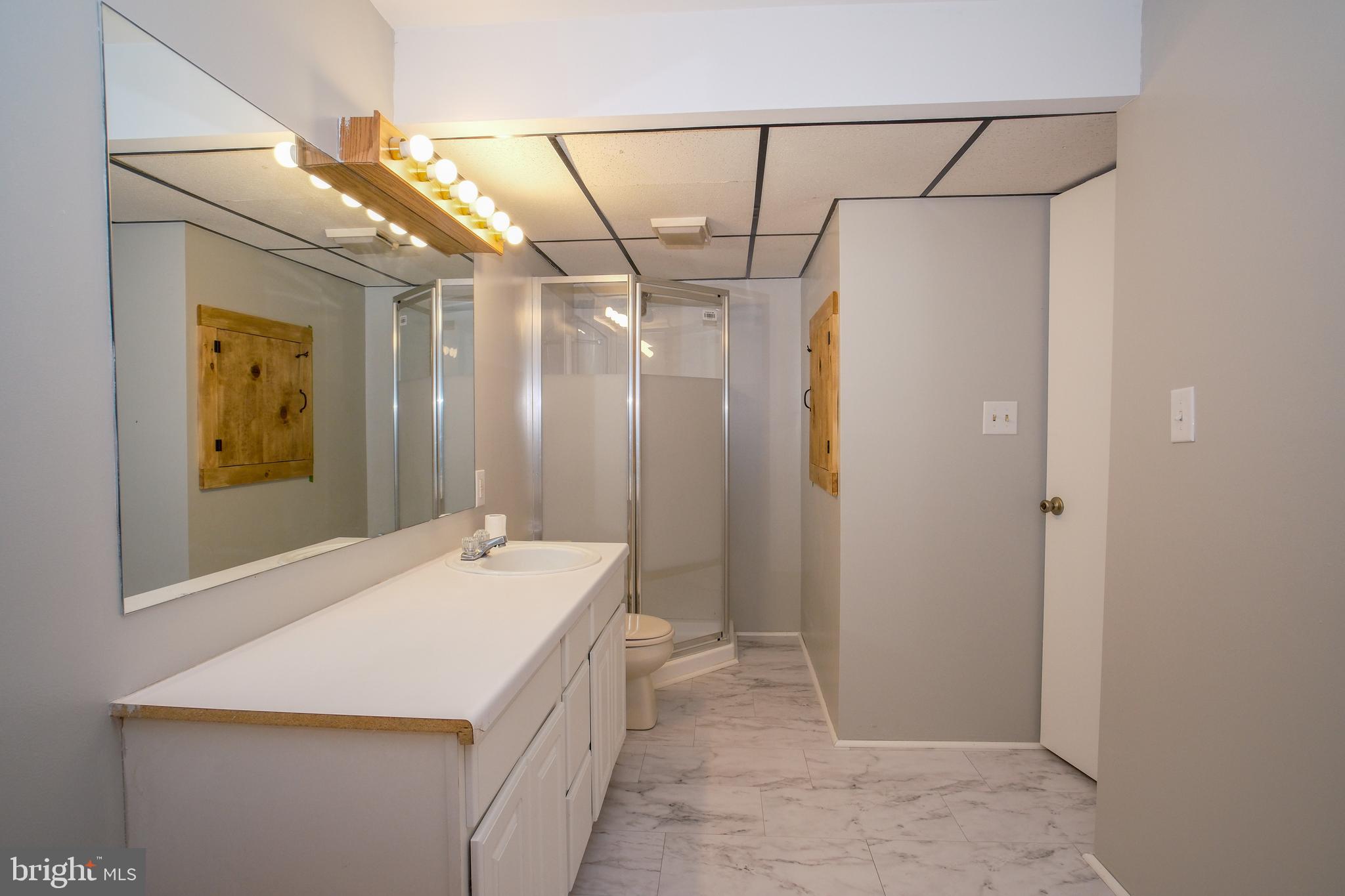 KNOBLEY ESTATES - Residential