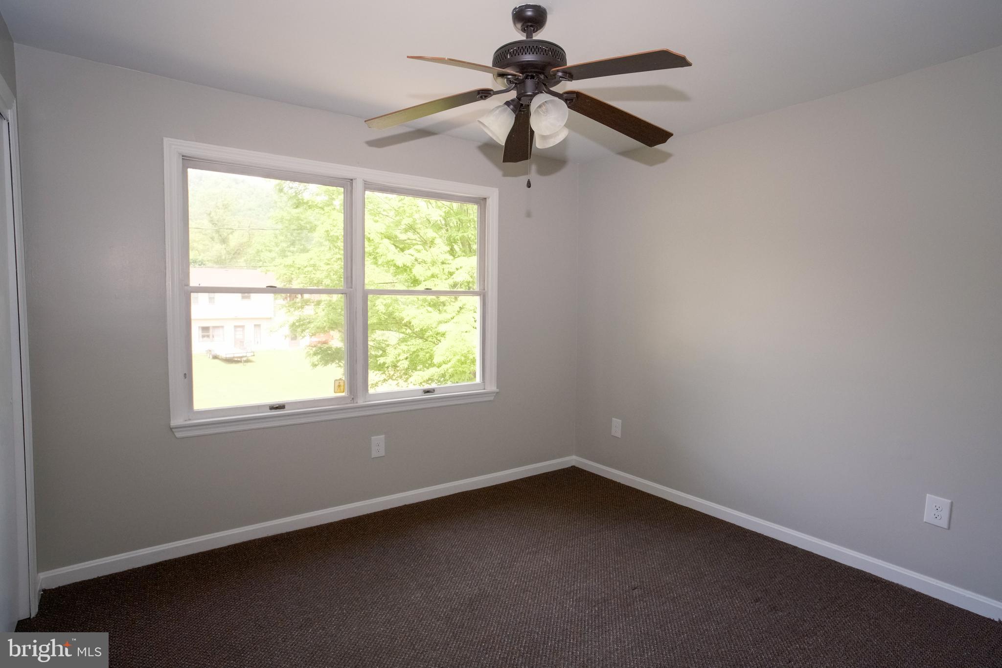 KNOBLEY ESTATES - Residential