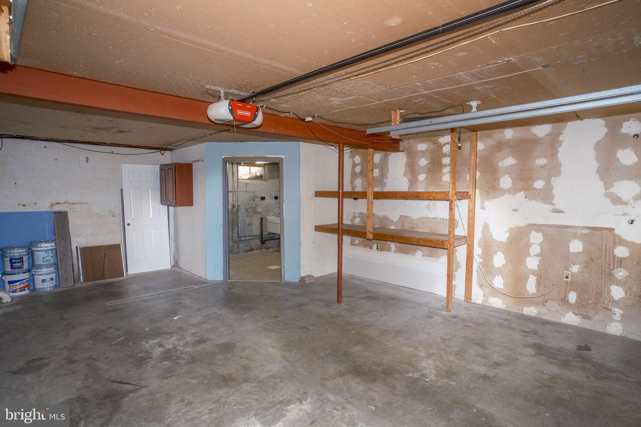 KNOBLEY ESTATES - Residential