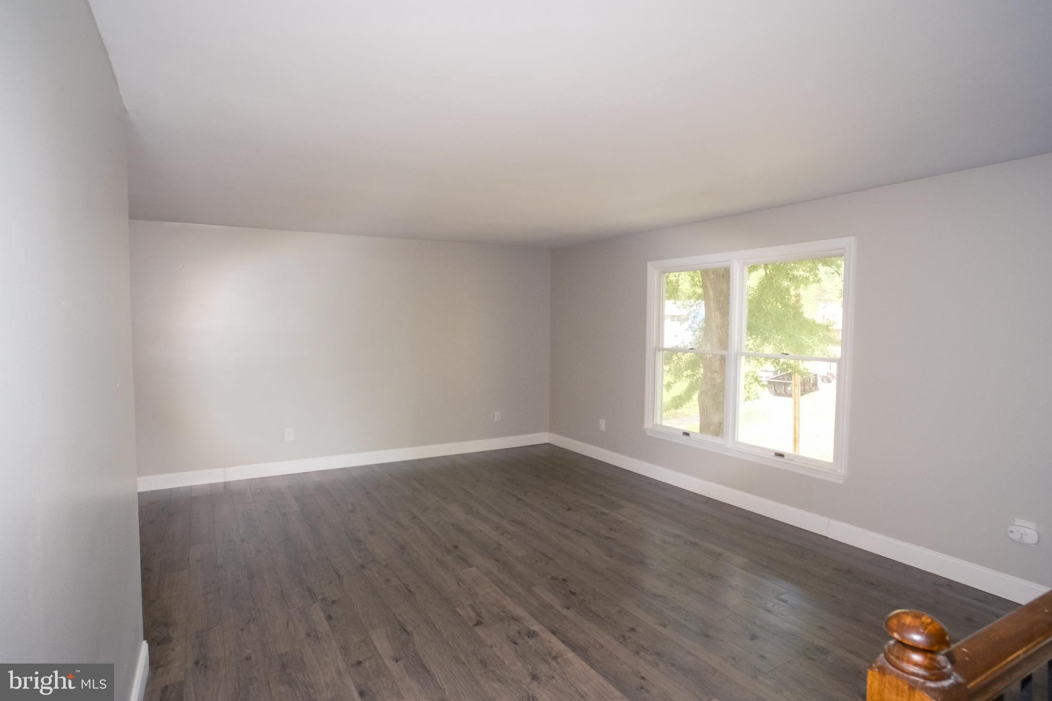 KNOBLEY ESTATES - Residential