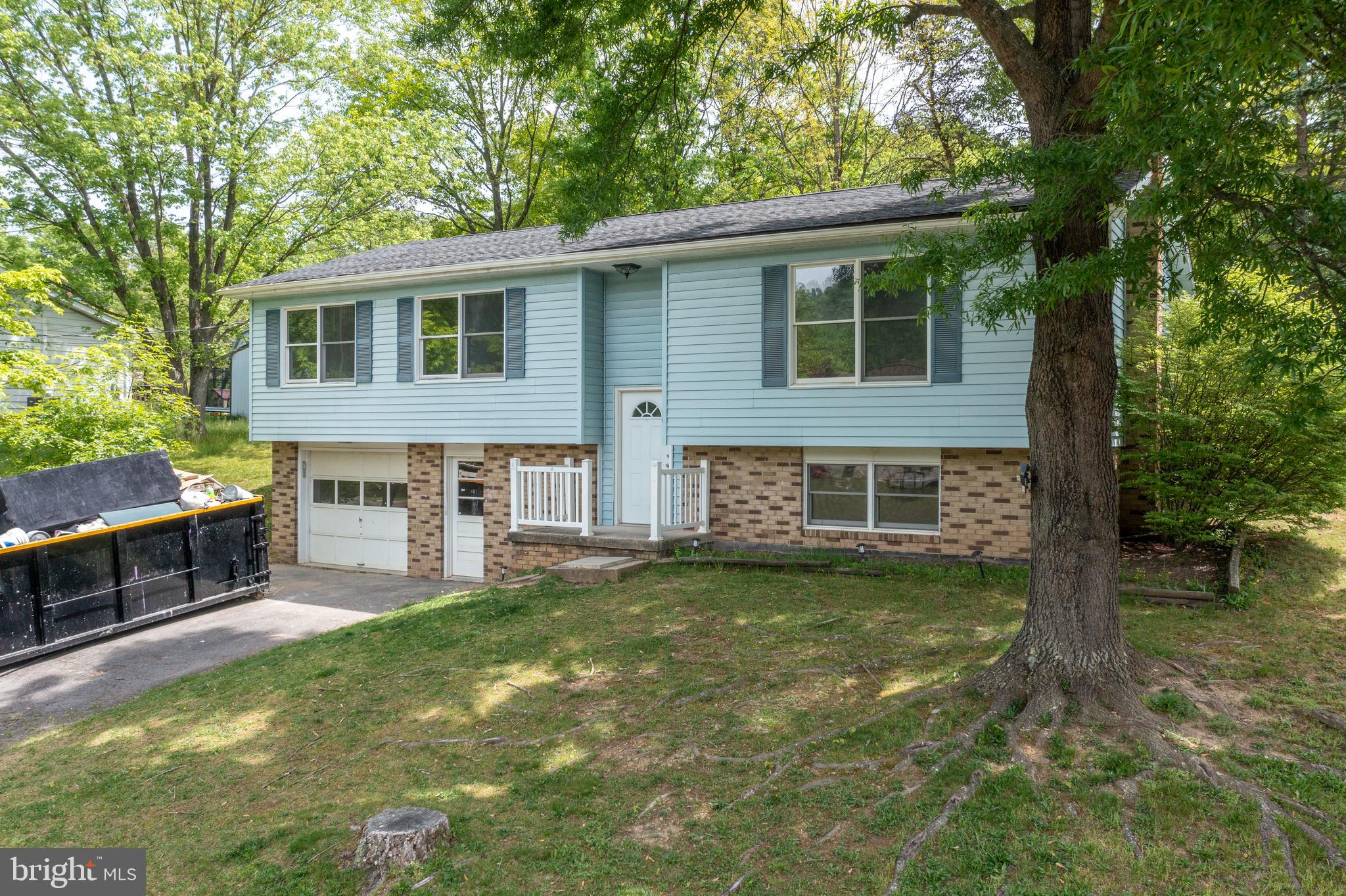 KNOBLEY ESTATES - Residential