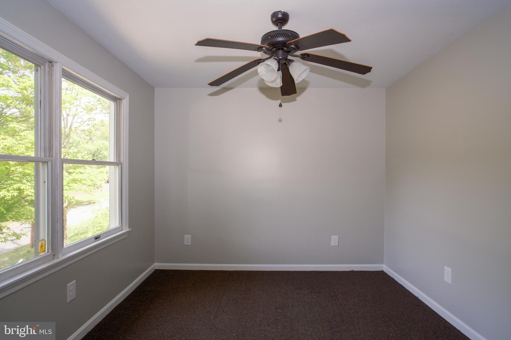 KNOBLEY ESTATES - Residential