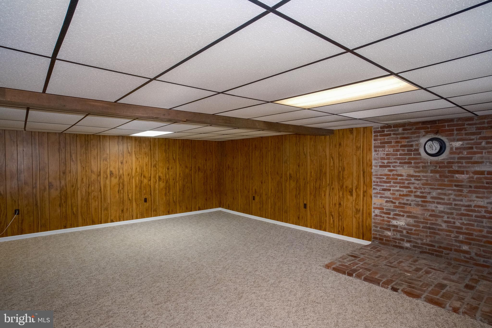 KNOBLEY ESTATES - Residential