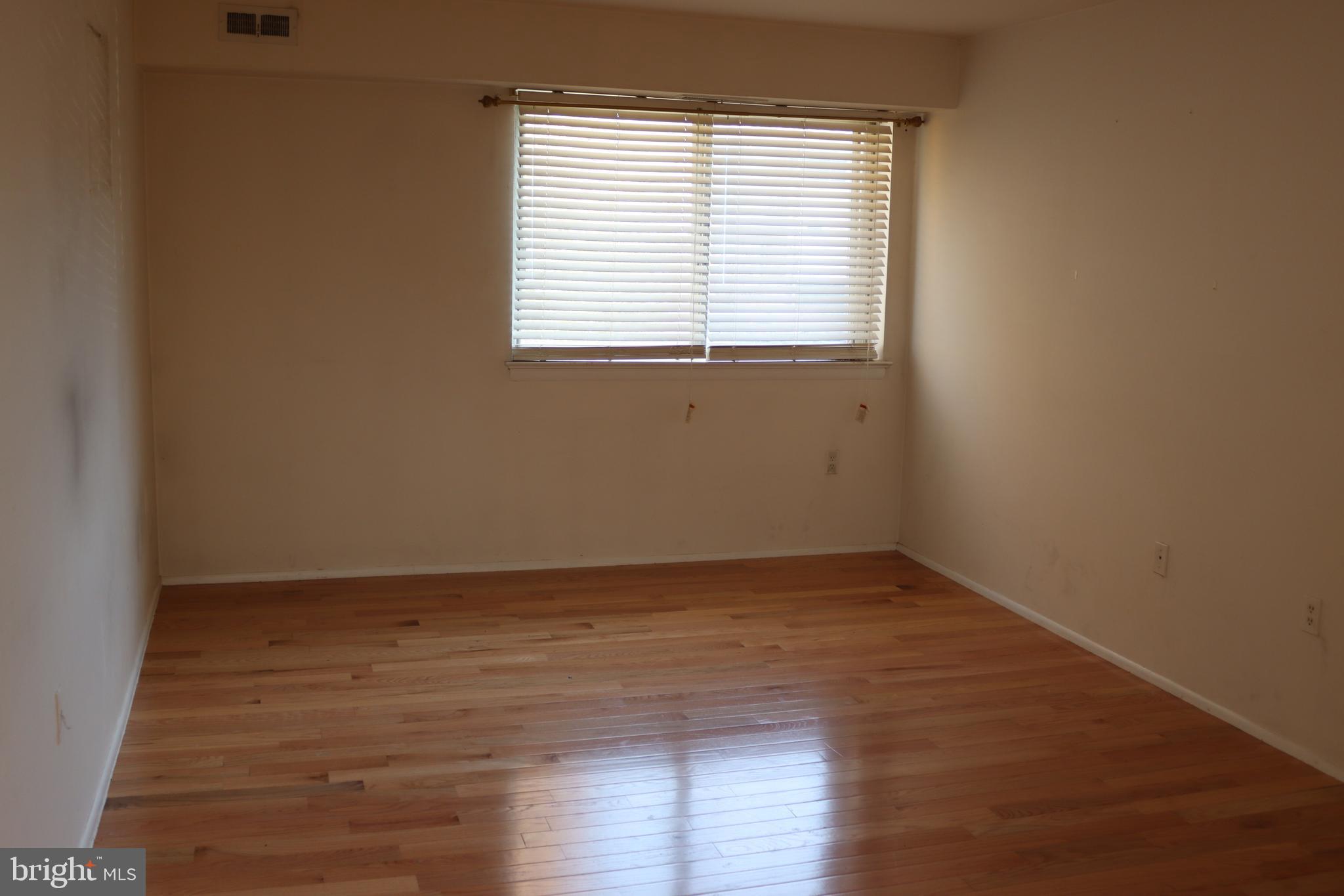 MARYLAND FARMS CONDO - Residential