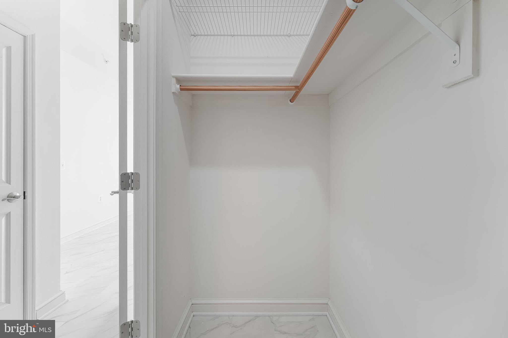 MIDTOWN AT RESTON TOWN CENTER - Residential