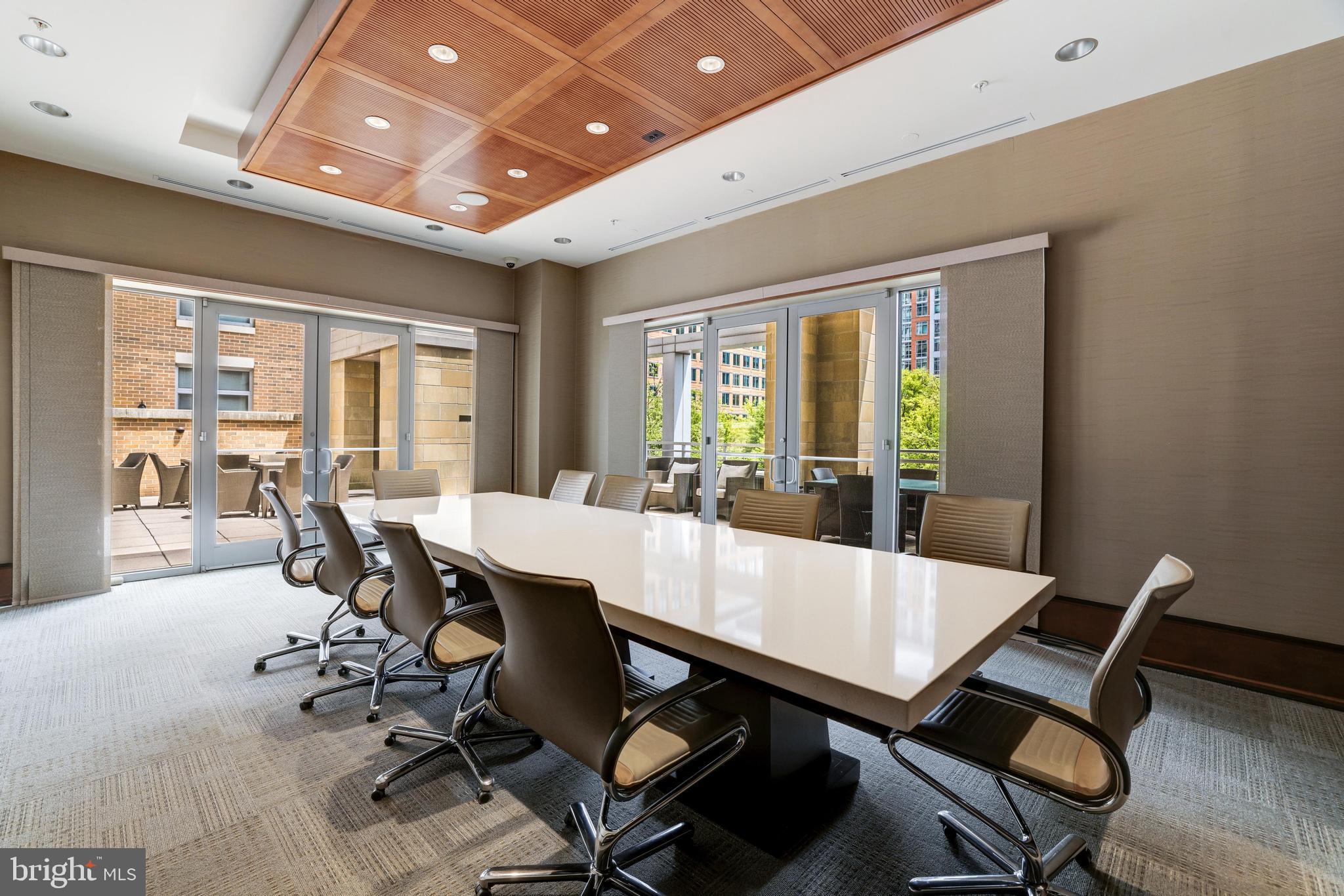 MIDTOWN AT RESTON TOWN CENTER - Residential