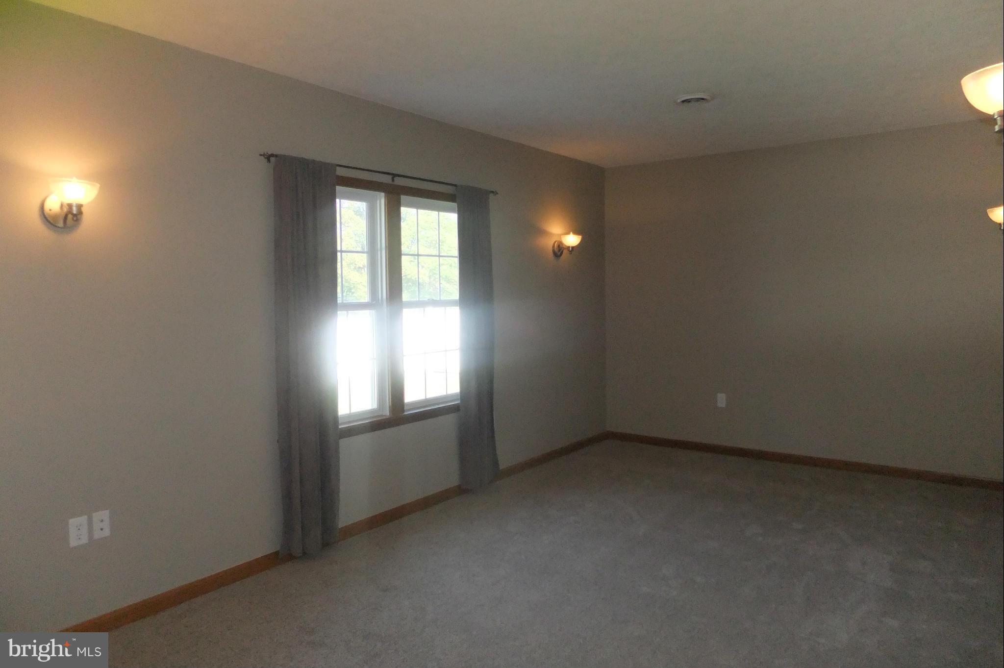 SOUTHAMPTON TWP - Residential