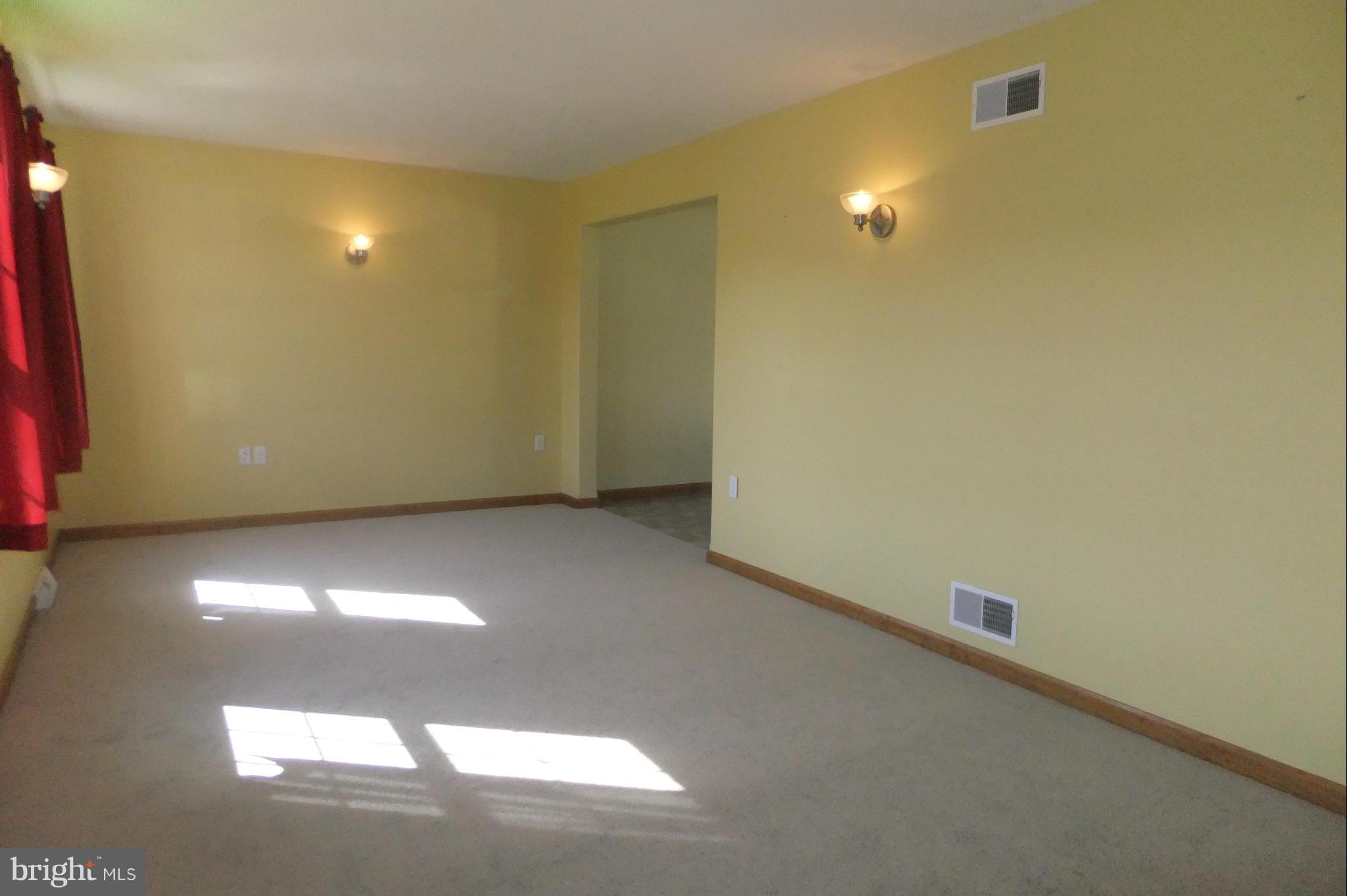 SOUTHAMPTON TWP - Residential