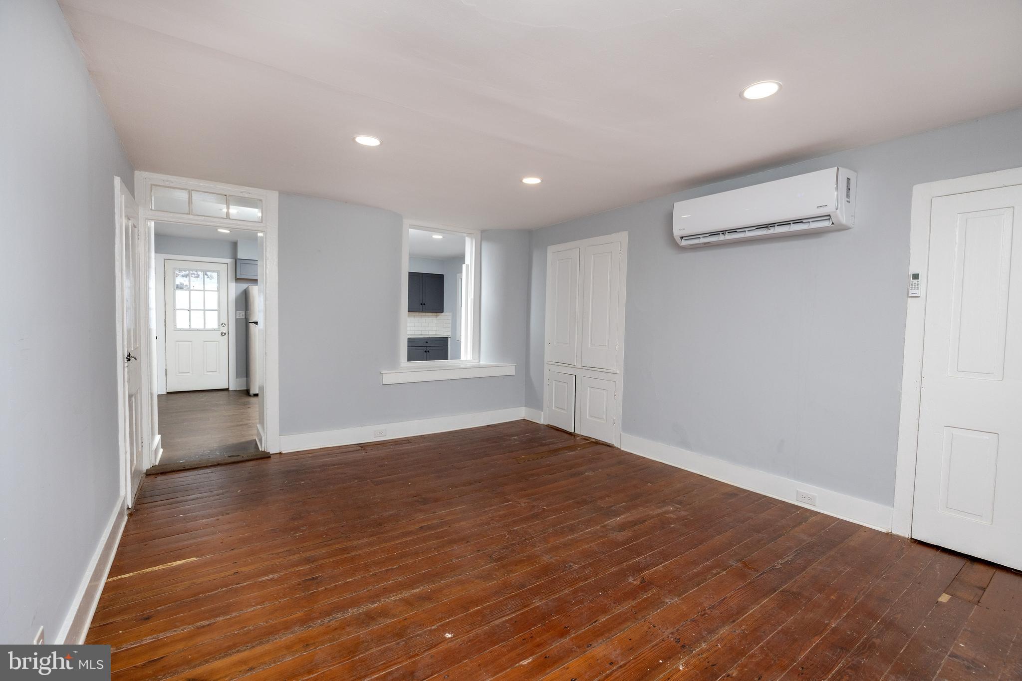 AQUETONG - Residential Lease