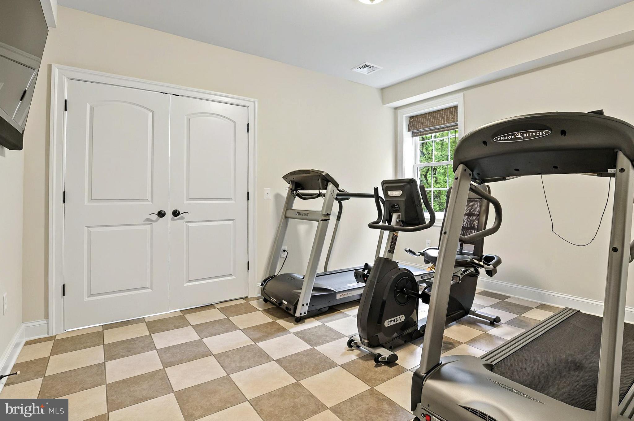 PINEHURST HILLS - Residential