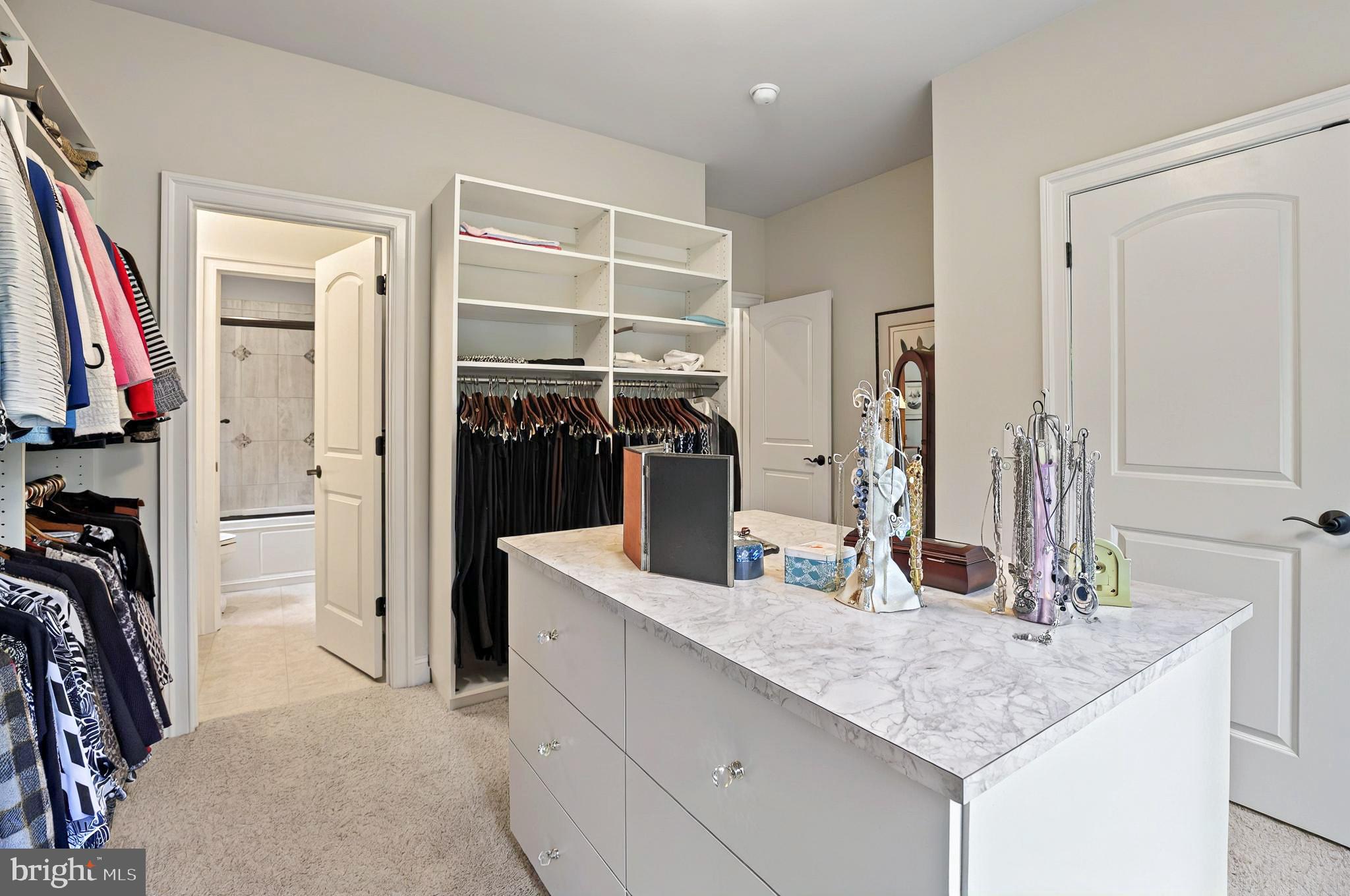 PINEHURST HILLS - Residential