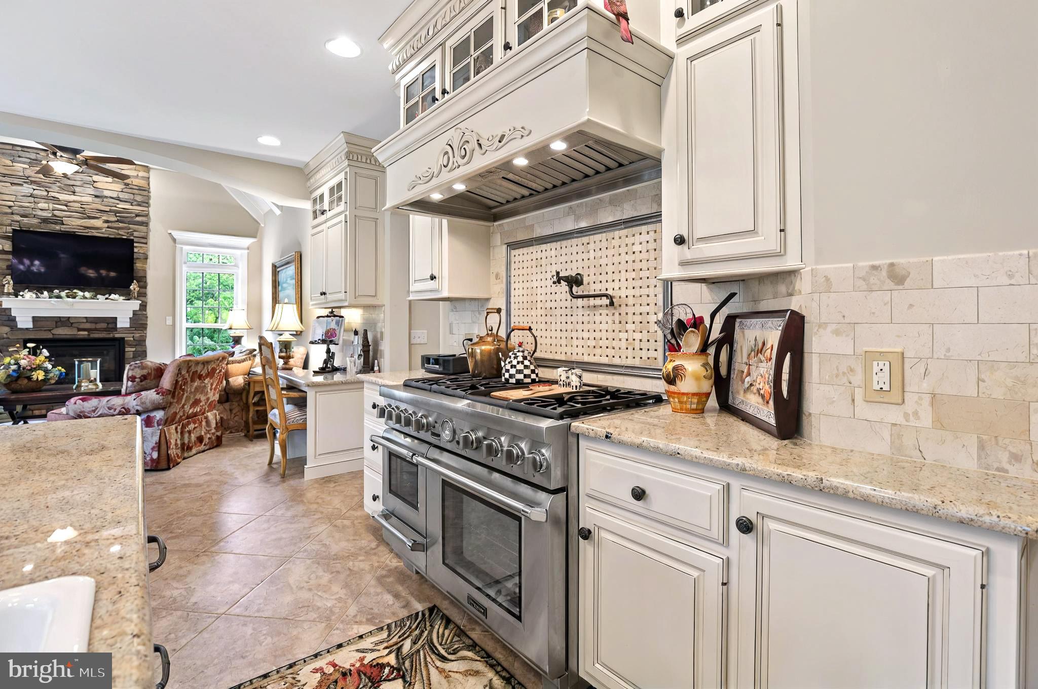 PINEHURST HILLS - Residential