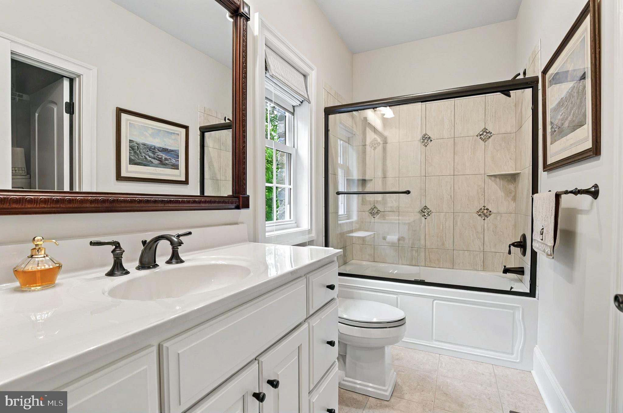 PINEHURST HILLS - Residential