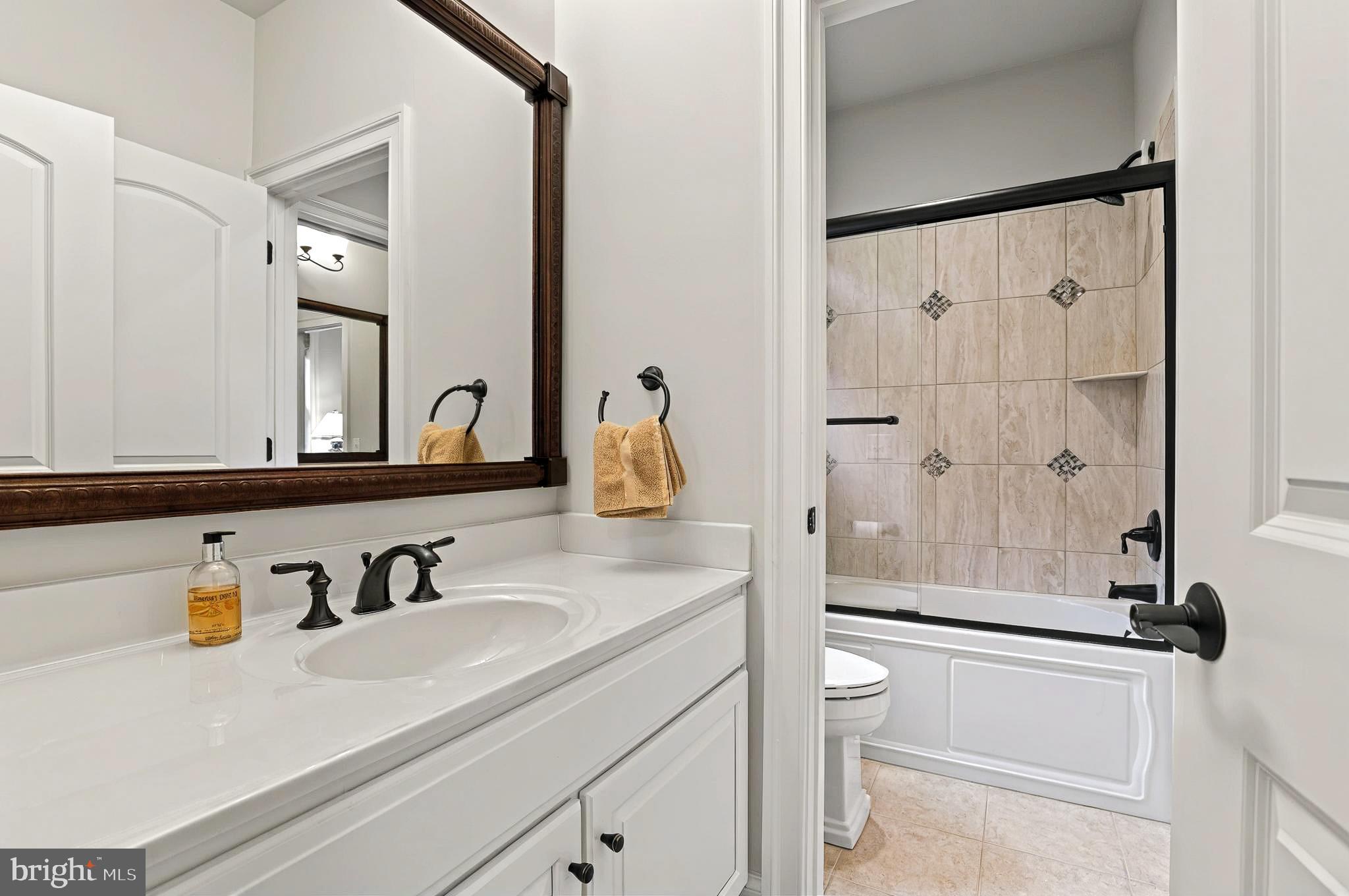 PINEHURST HILLS - Residential