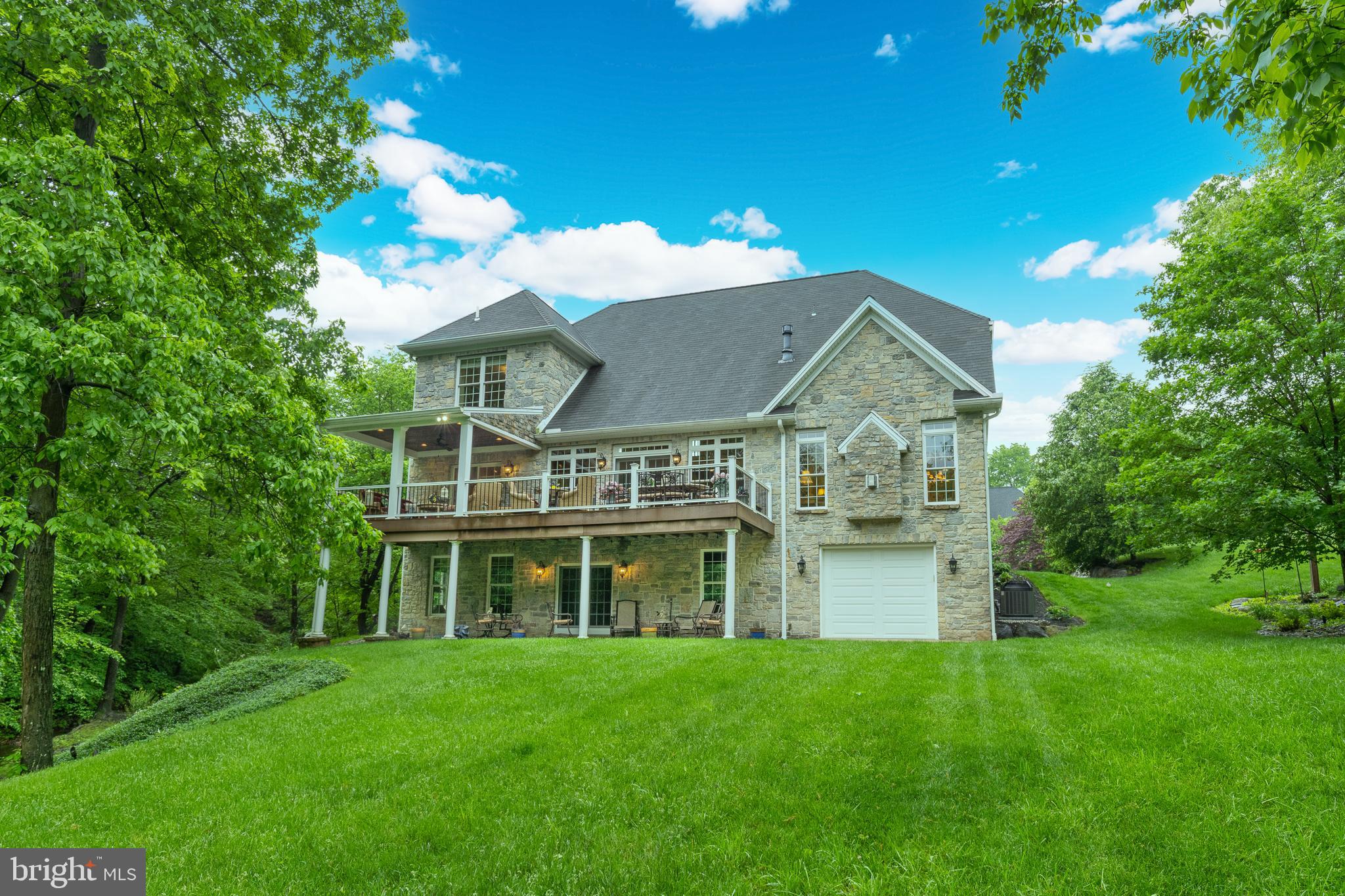 PINEHURST HILLS - Residential