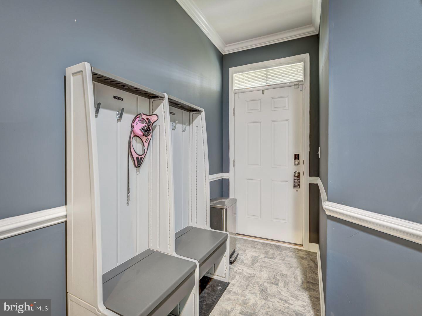 OAKVIEW VILLAGE - Residential