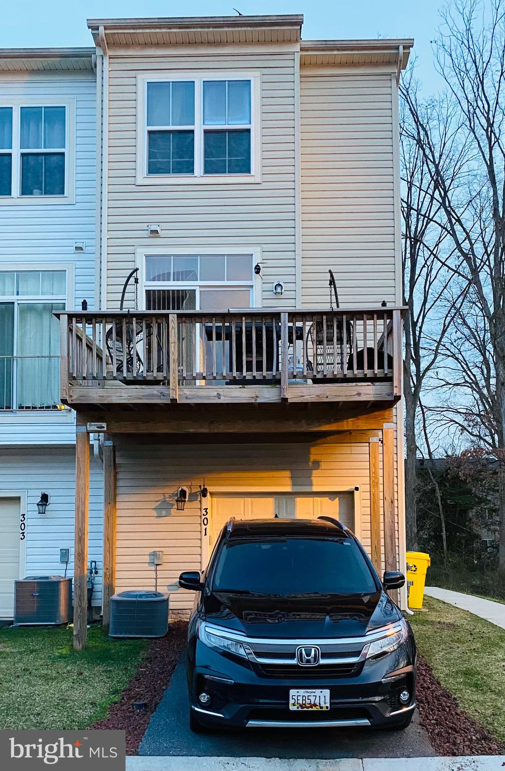 OAKVIEW VILLAGE - Residential