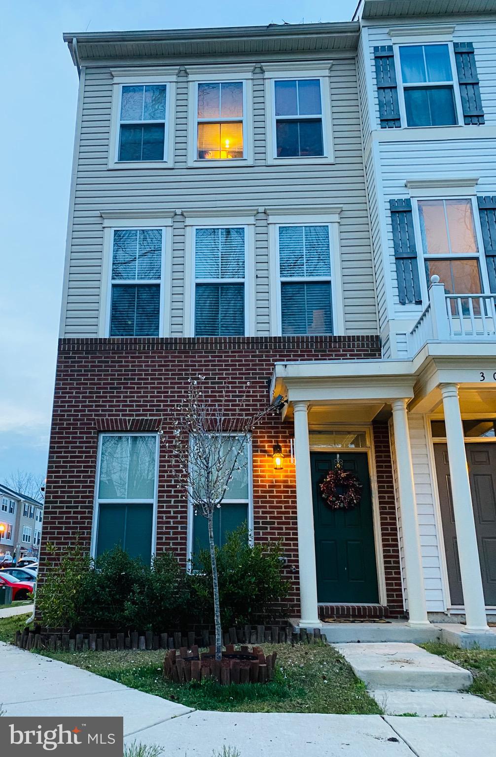 OAKVIEW VILLAGE - Residential