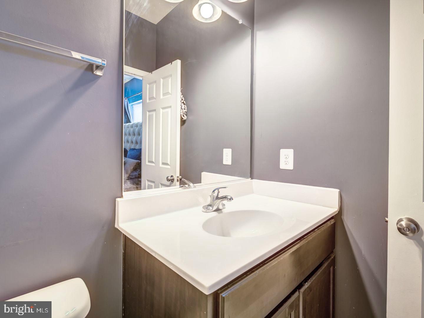 OAKVIEW VILLAGE - Residential