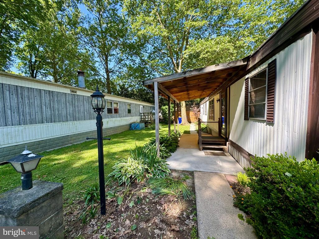 Photo of 76 Malibu Boulevard, CARLISLE, PA 17015 (MLS # PACB2042726)
