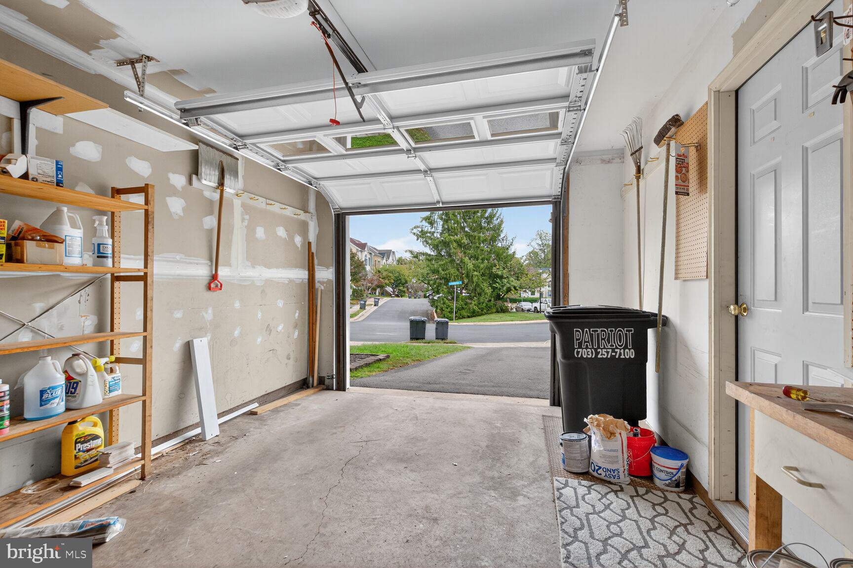 WOODGATE MANOR - Residential