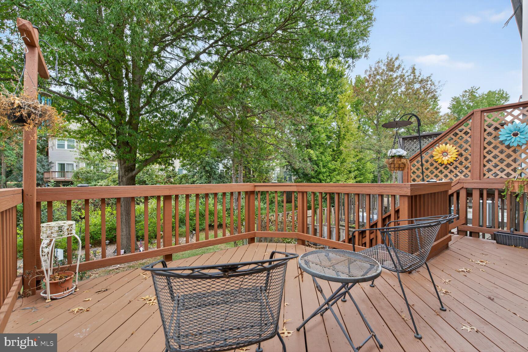 WOODGATE MANOR - Residential