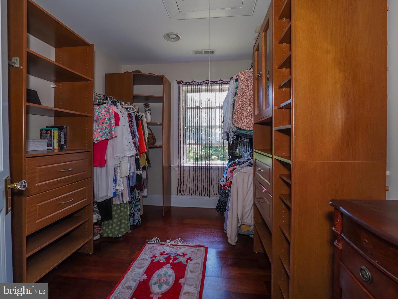 WEST RIVER - Residential