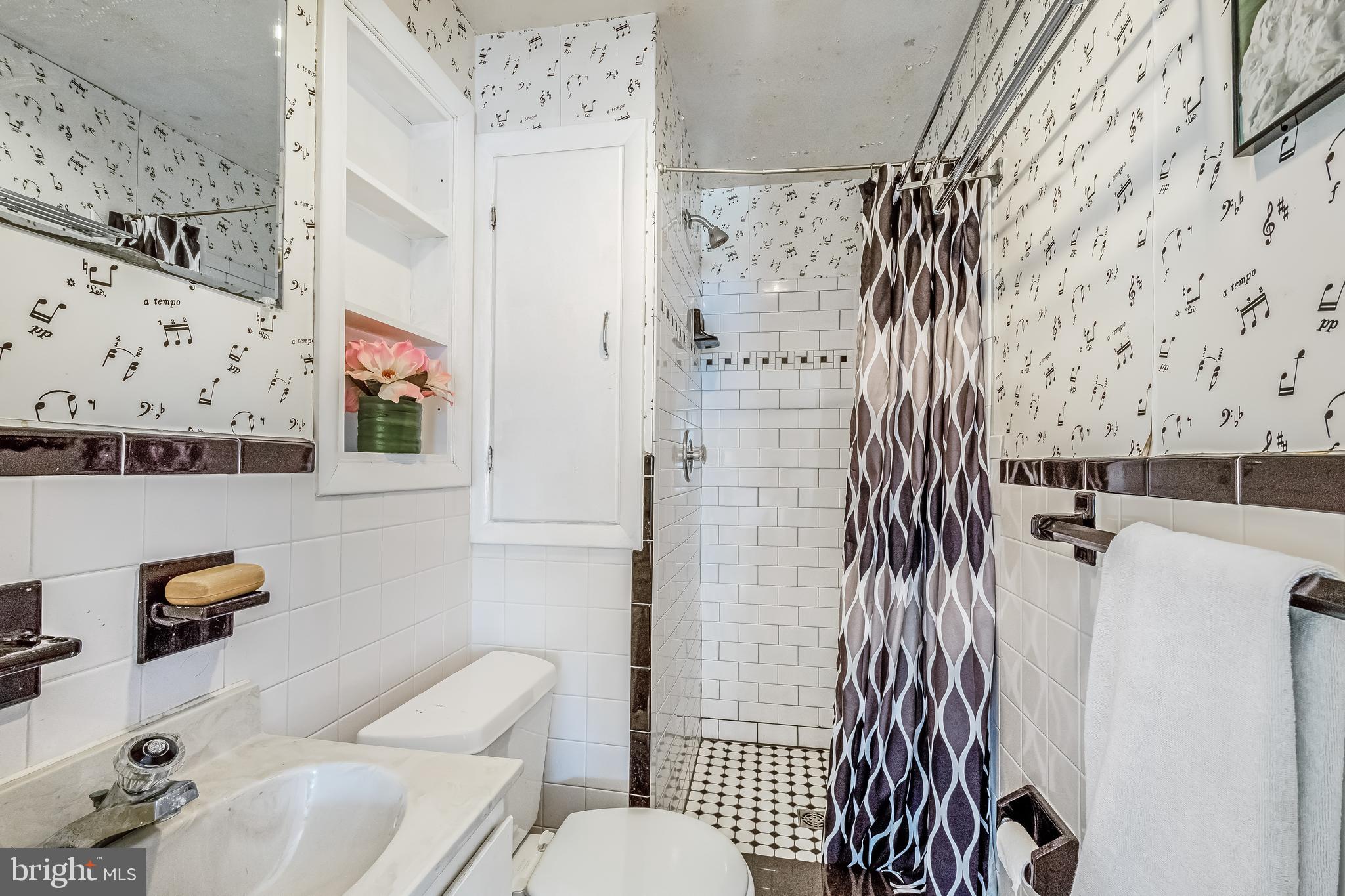 WEST RIVER - Residential