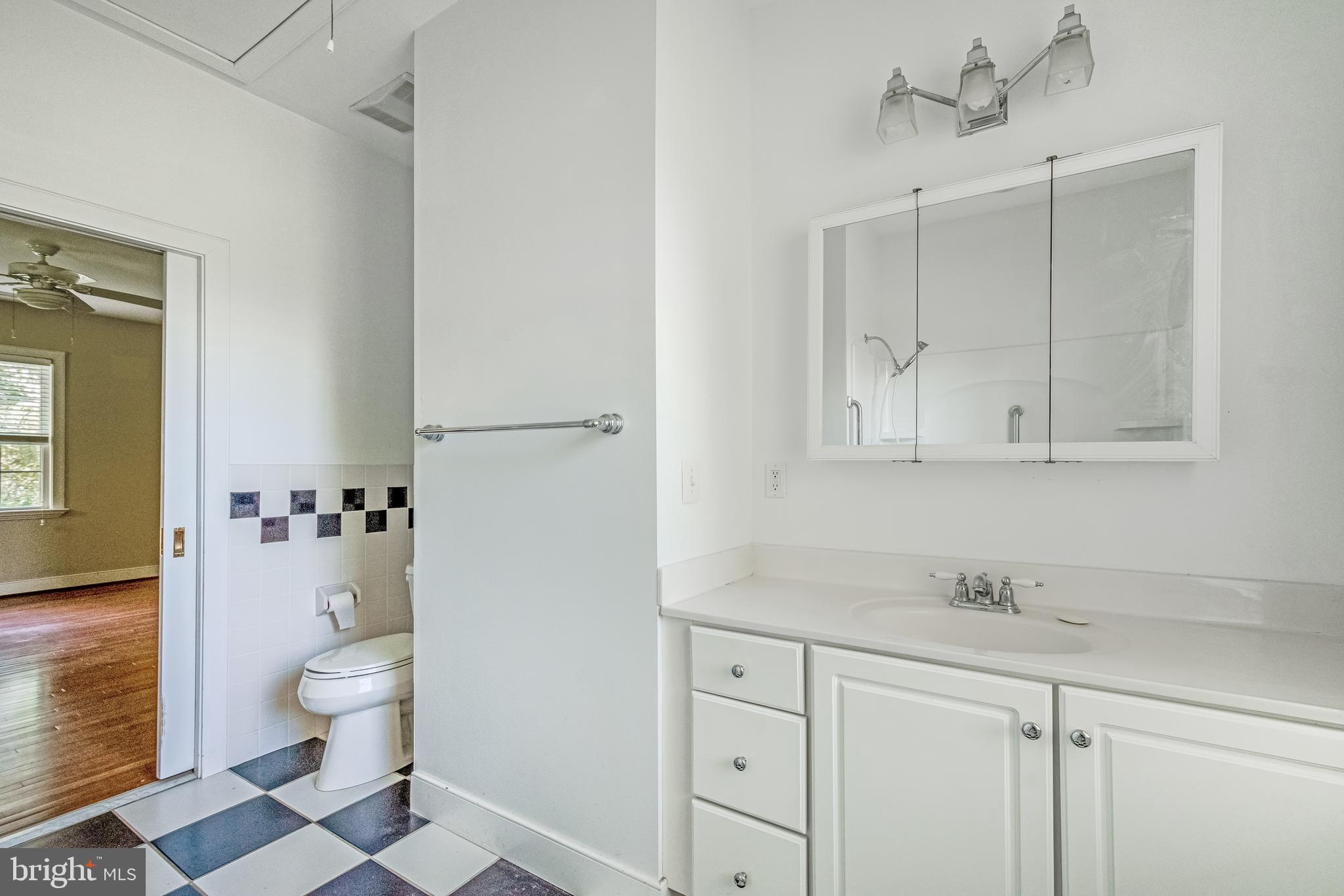 WEST RIVER - Residential